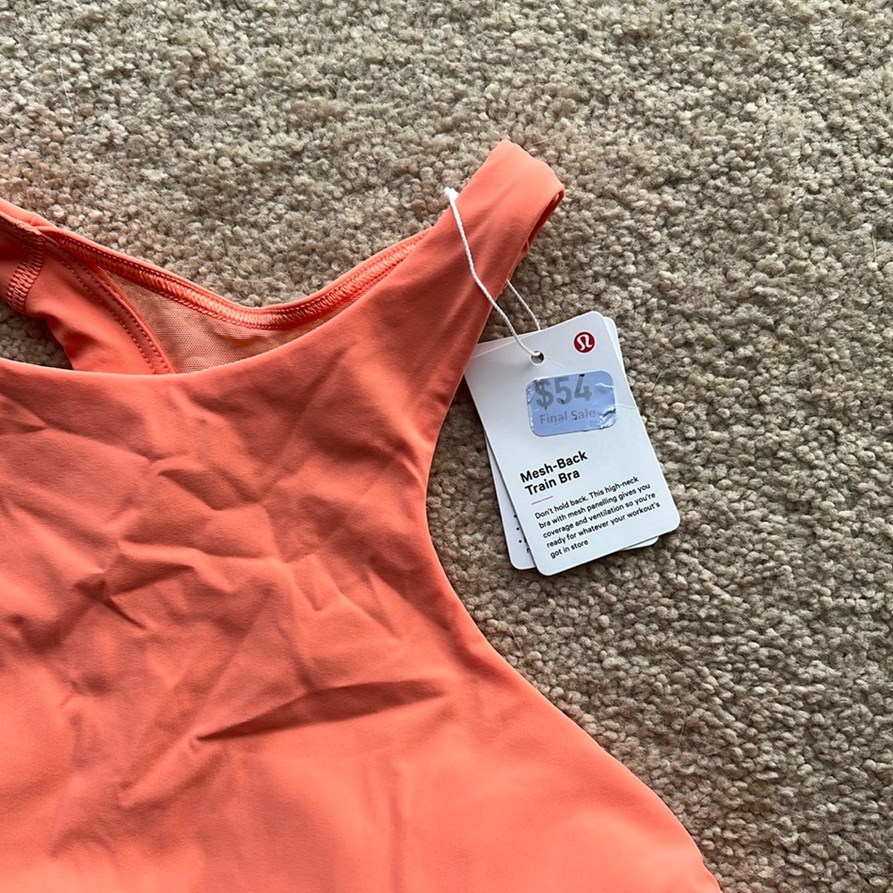 Lululemon mesh-back train bra; size 8